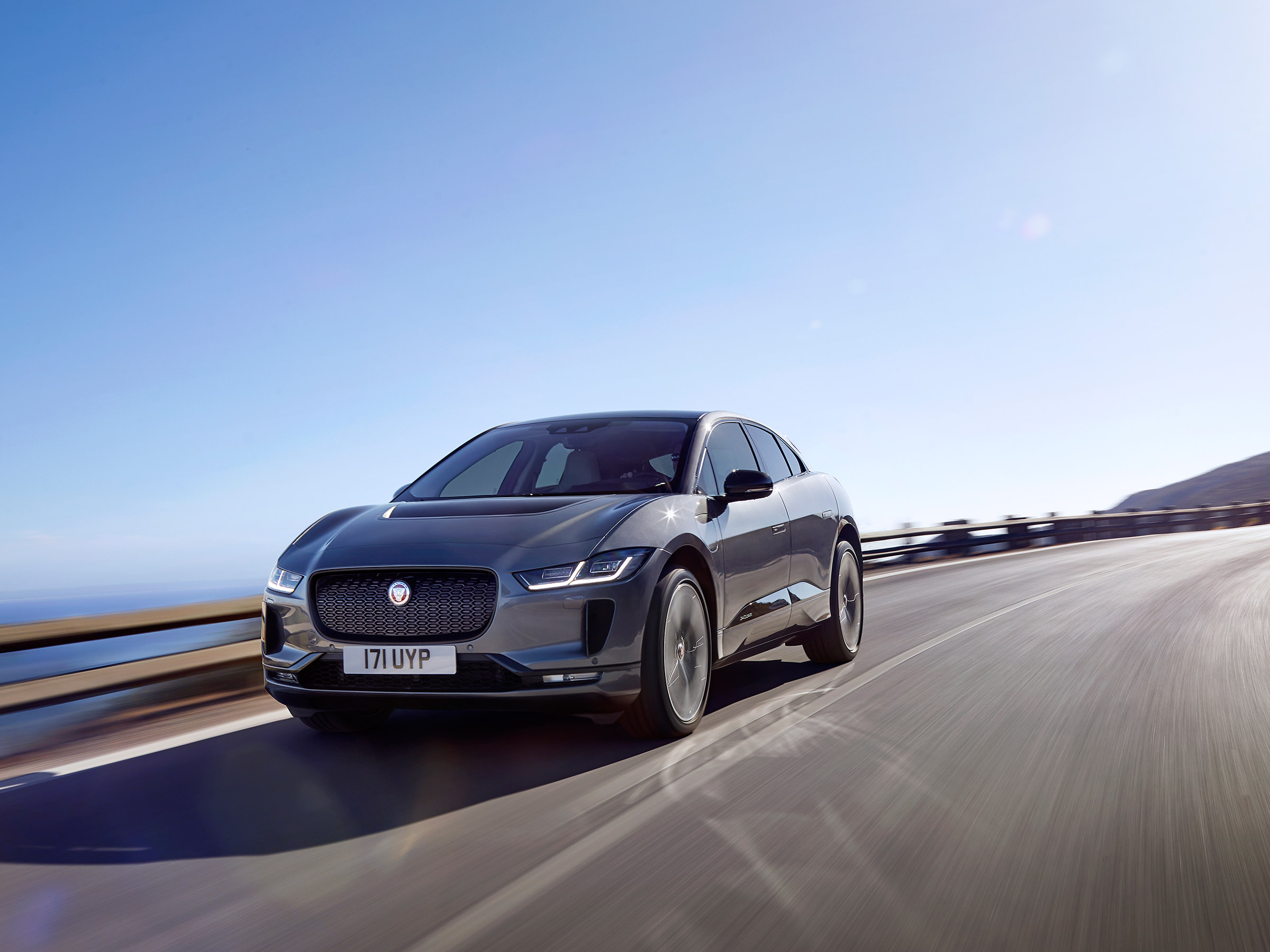 Jaguar I-Pace I поколение Внедорожник – модификации и цены, одноклассники  Jaguar I-Pace suv, где купить - Quto.ru