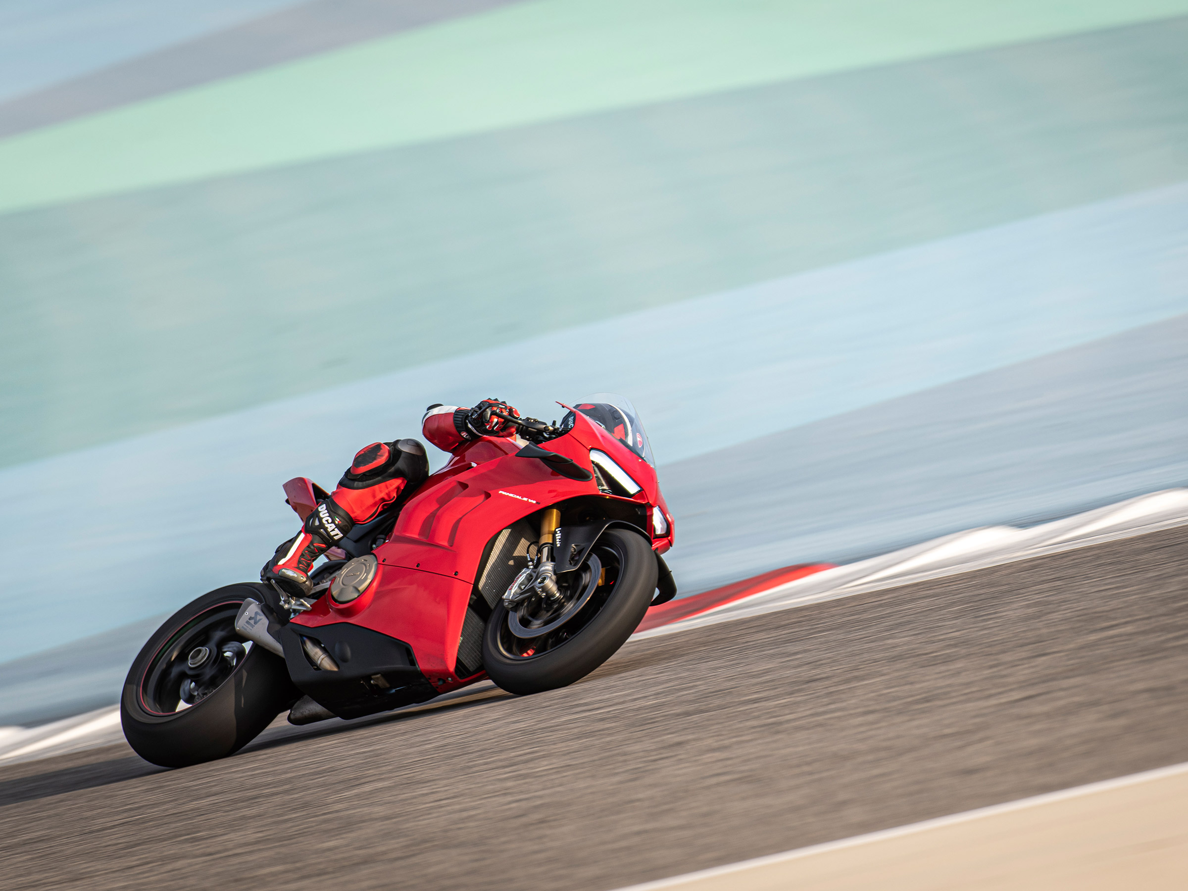 Ducati Panigale V4 S 2020 ganha asas da MotoGP; preço sobe a R$ 130 mil -  22/07/2020 - UOL Carros