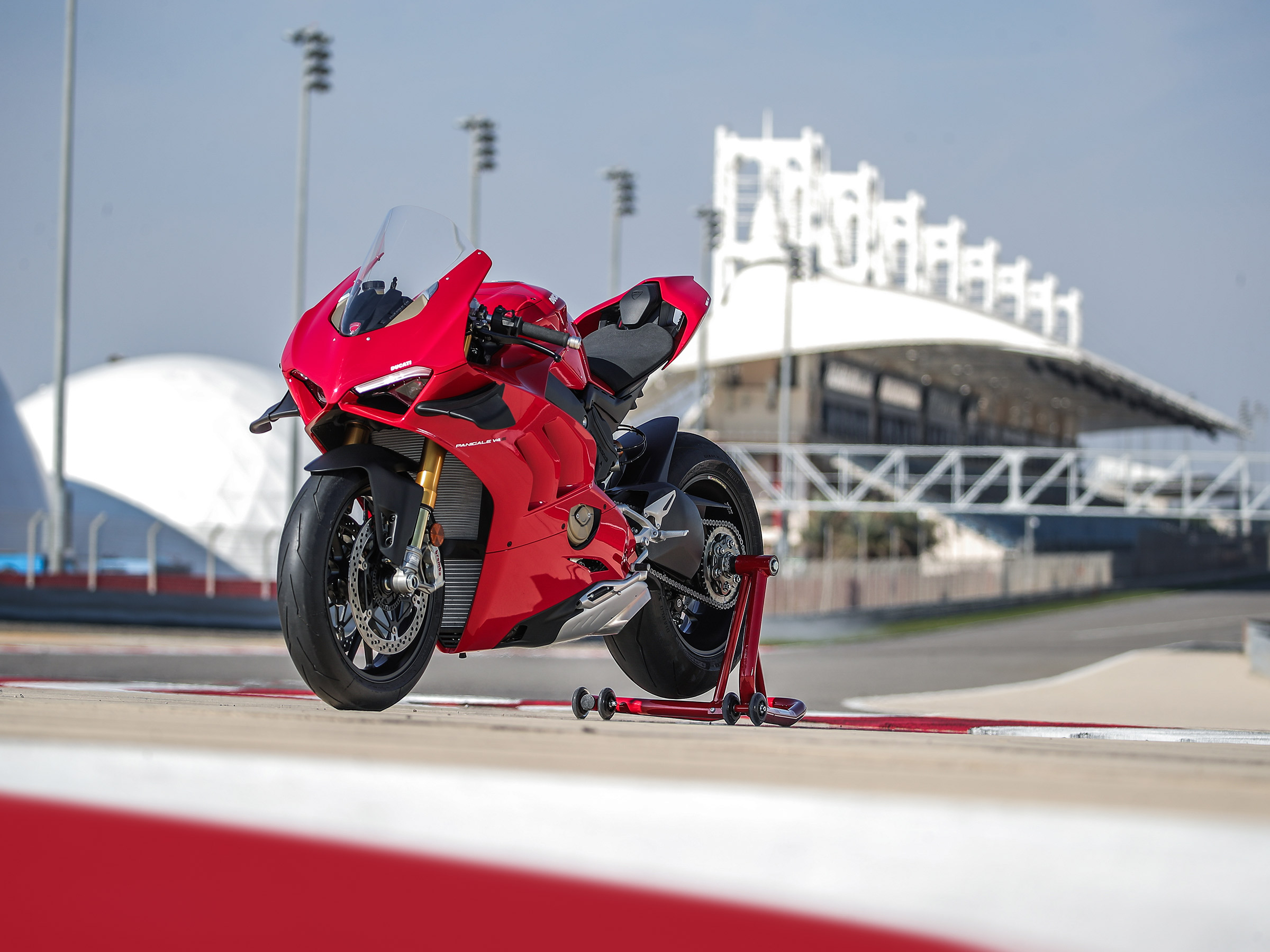 Ducati Panigale V4 S 2020 ganha asas da MotoGP; preço sobe a R$ 130 mil -  22/07/2020 - UOL Carros