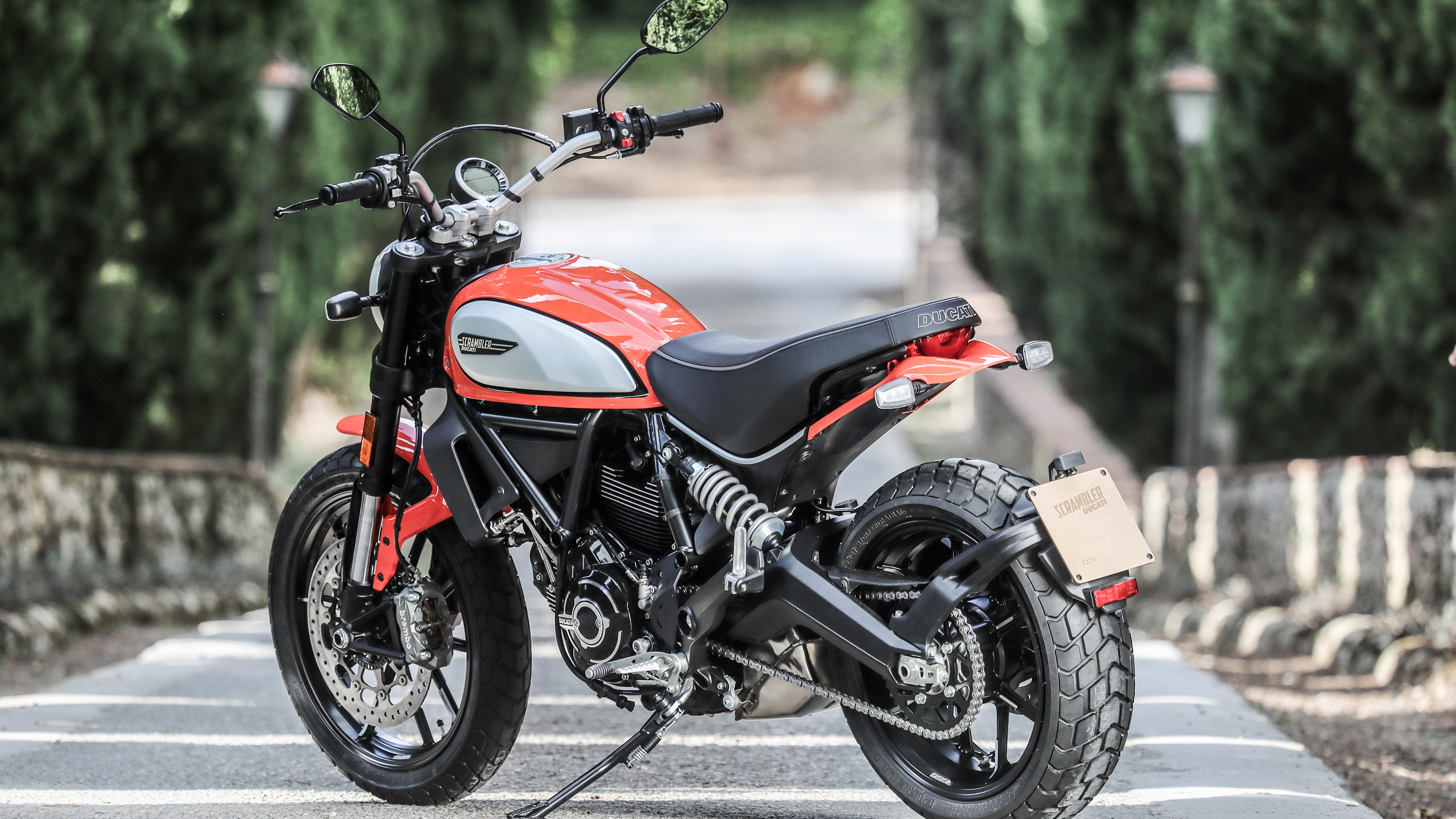 Ducati scrambler cheap icon 2019 price