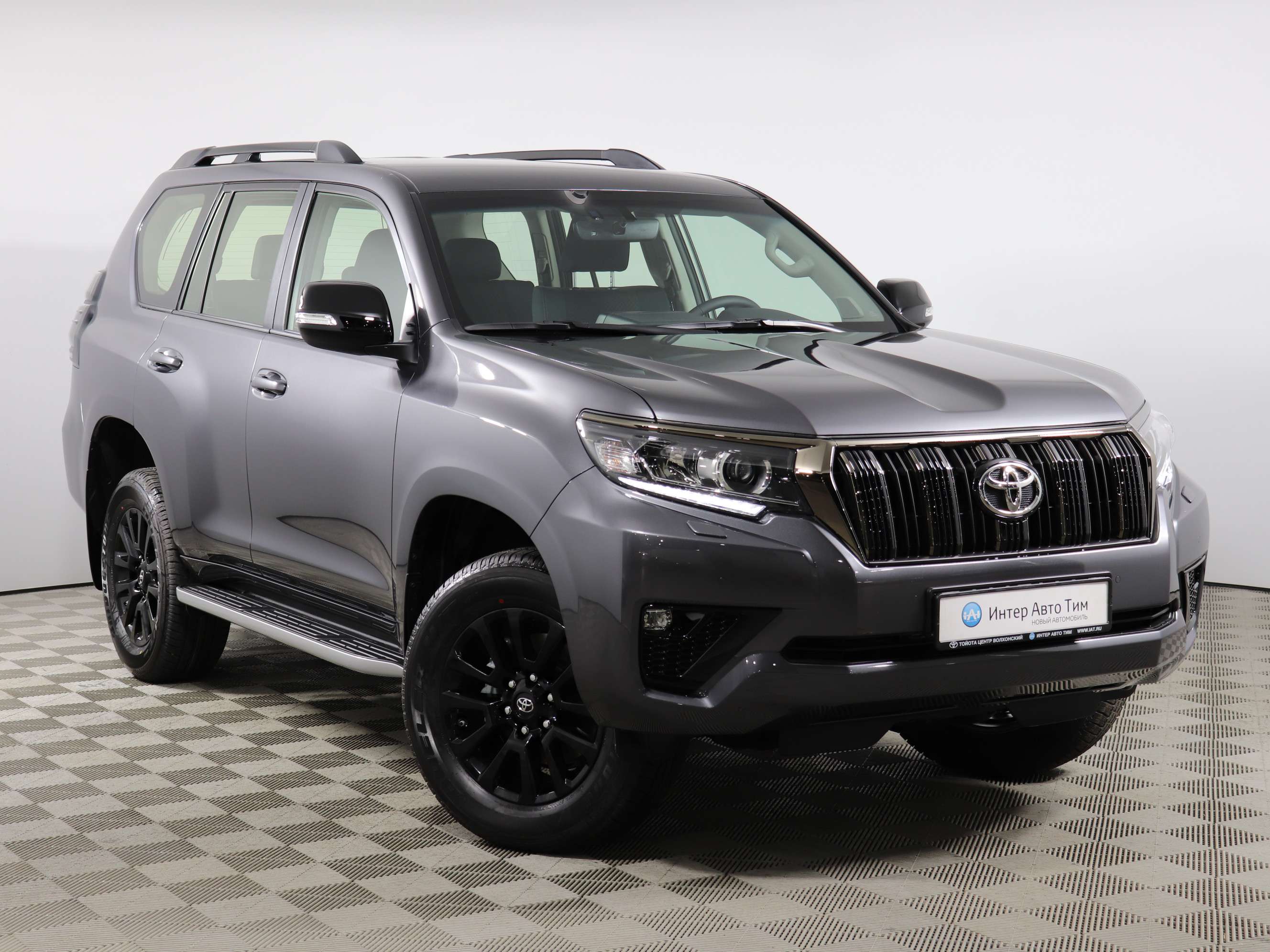 Продано: Toyota Land Cruiser Prado J150 2-й рестайлинг 2.8 TD AT 200 л.с.  серый металлик в Санкт-Петербурге - Quto.ru