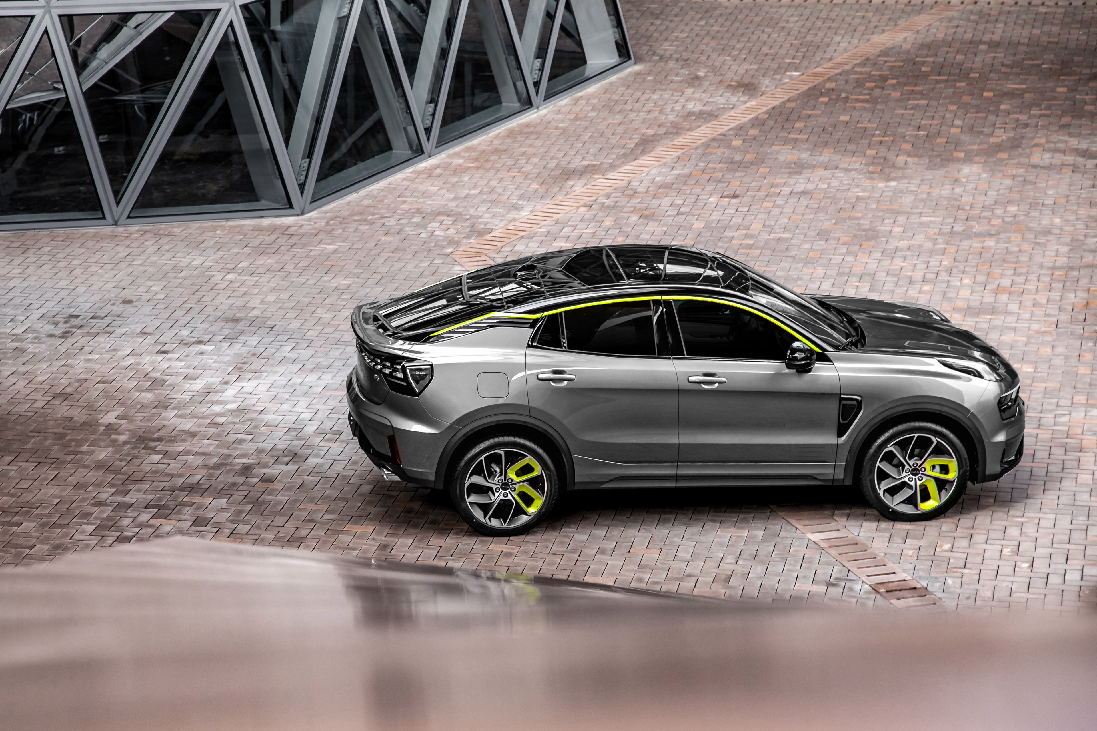 Lynk & Co 05 I поколение Внедорожник – модификации и цены, одноклассники  Lynk & Co 05 suv, где купить - Quto.ru