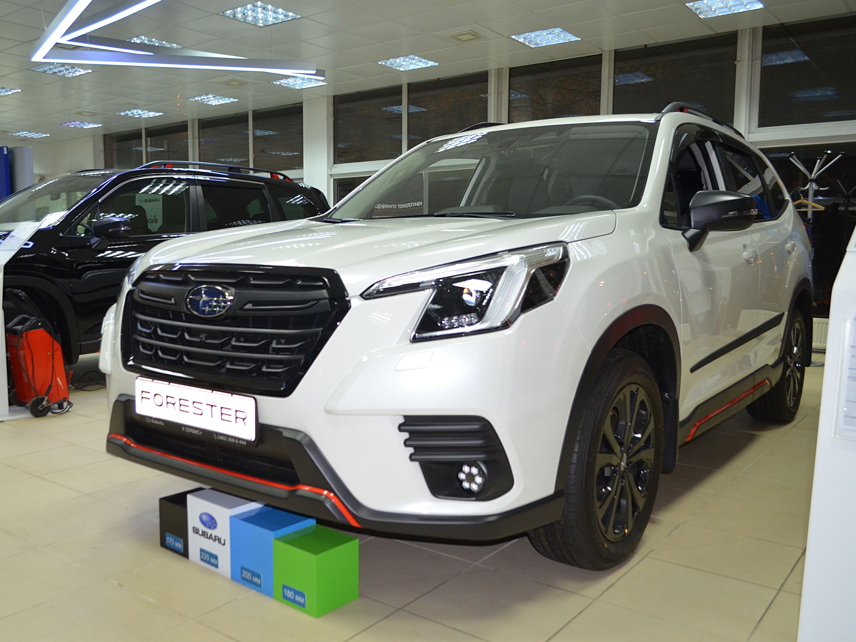 Продано: Subaru Forester V поколение рестайлинг 2.5 CVT 185 л.с. белый  металлик в Москве - Quto.ru