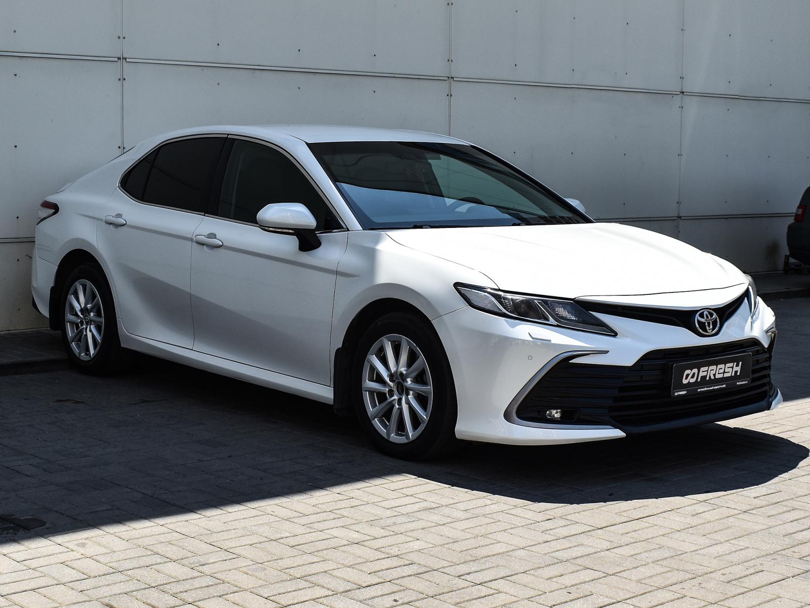 Продано: Toyota Camry VIII поколение рестайлинг 2.5 AT 200 л.с. белый в  Краснодарском крае - Quto.ru