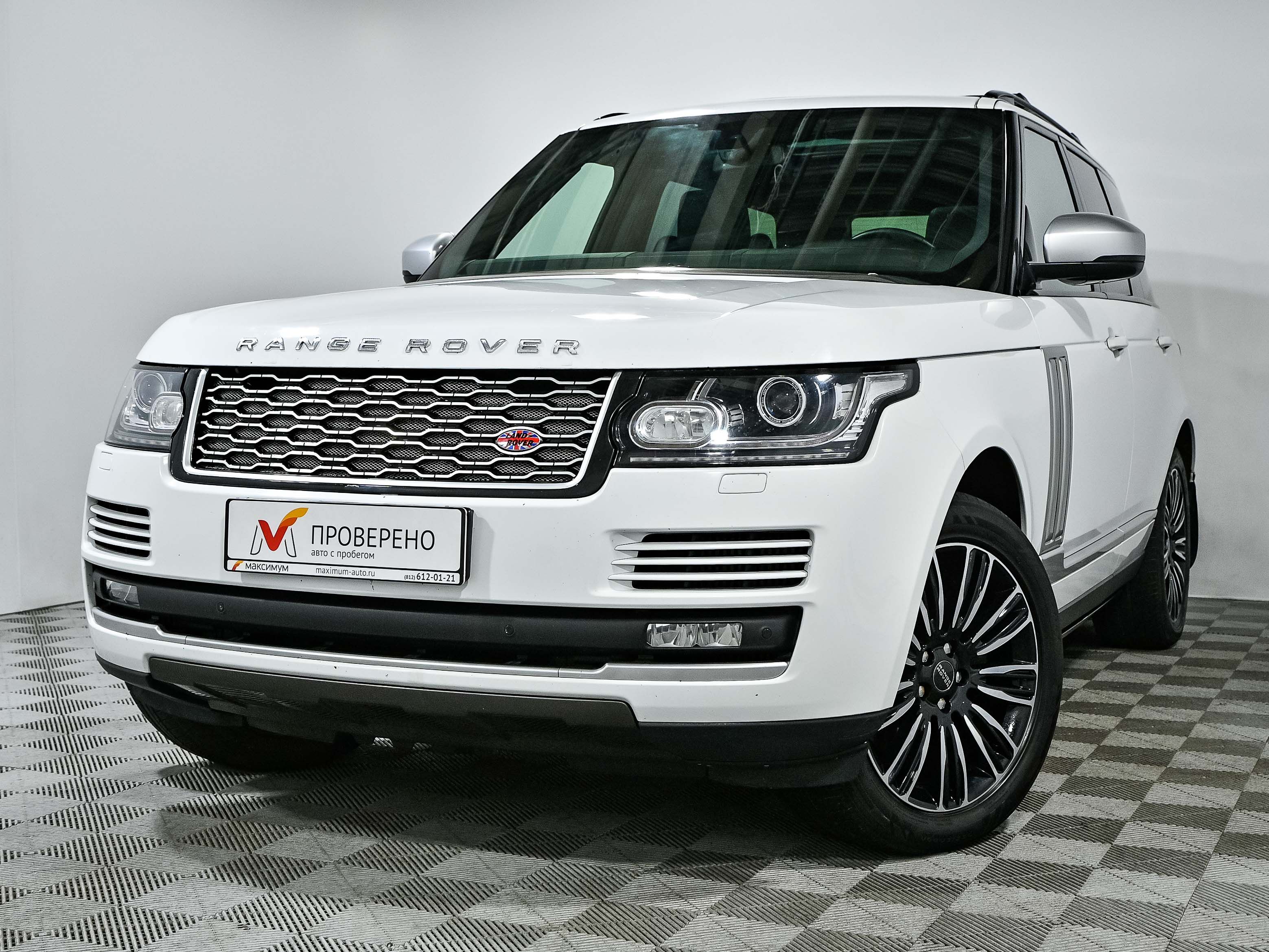 Продано: Land Rover Range Rover IV поколение 3.0 TD AT 248 л.с. белый в  Санкт-Петербурге - Quto.ru