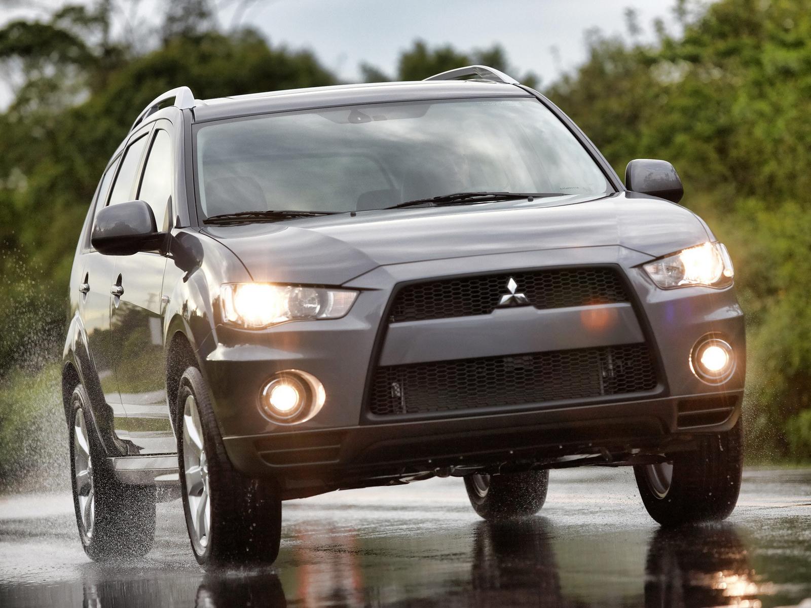 Фото Mitsubishi Outlander XL I поколение рестайлинг - Quto.ru