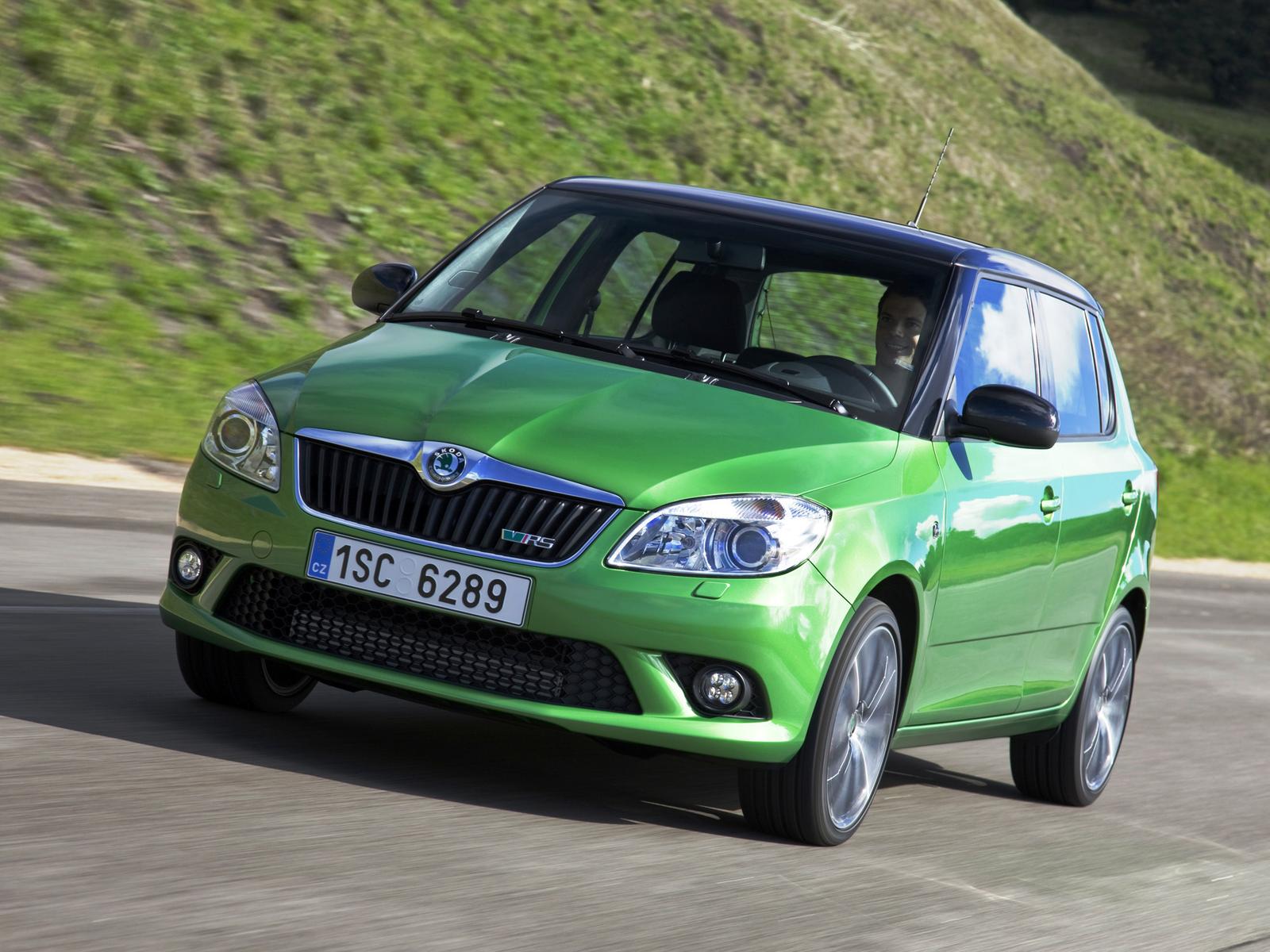 Фото Skoda Fabia RS хэтчбек II поколение рестайлинг - Quto.ru