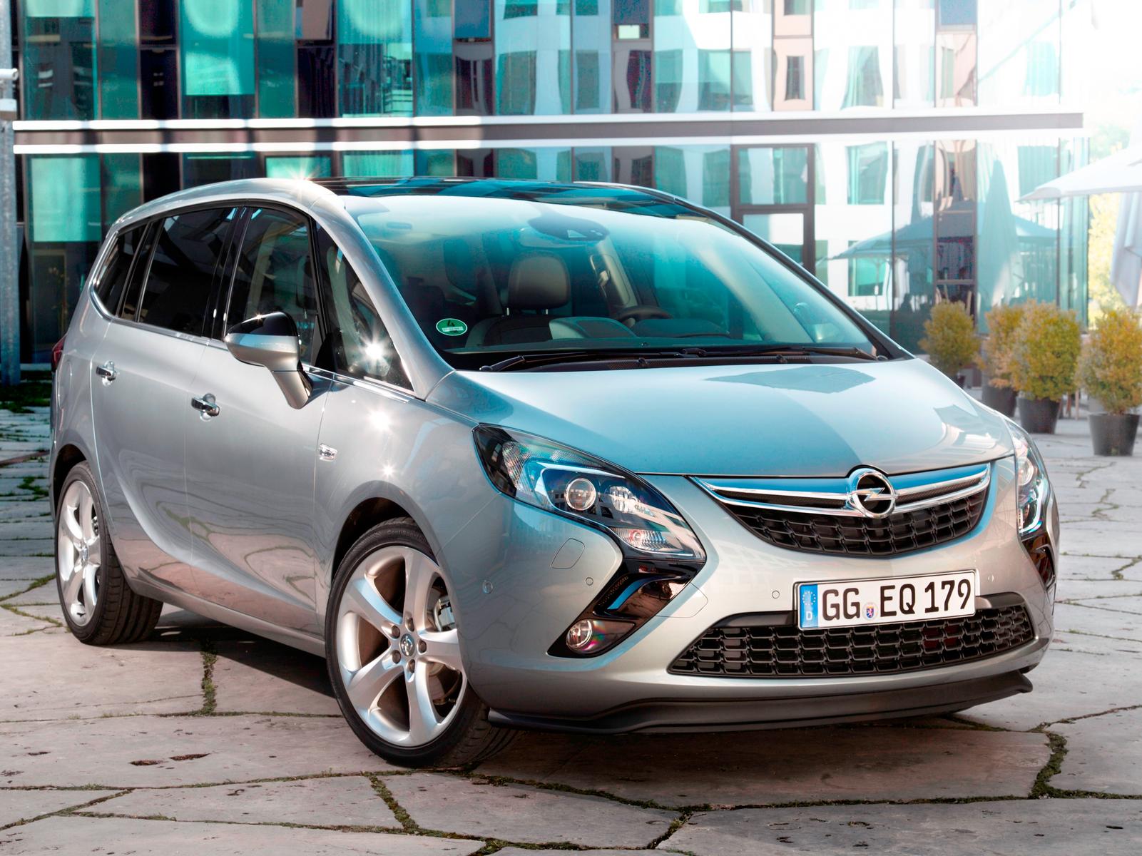 Фото Opel Zafira C - Quto.ru