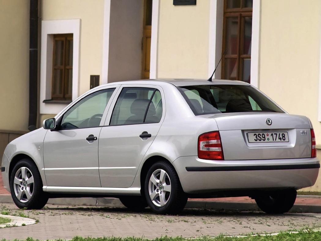 Купить Шкоду Фабию 2014