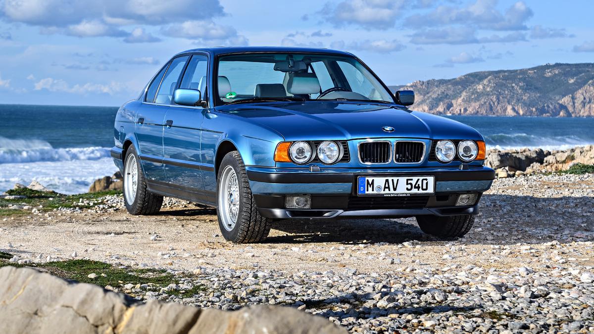  5    BMW E34 - Qutoru