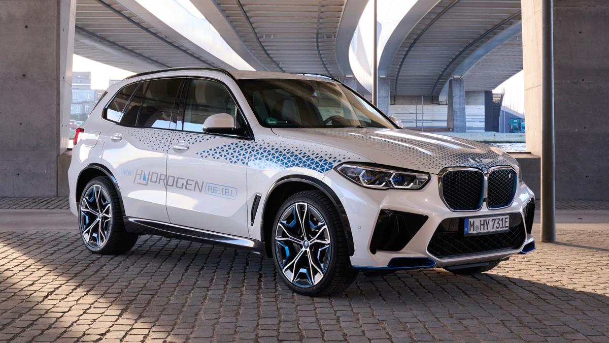 BMW начал производство водородного кроссовера X5 - Quto.ru