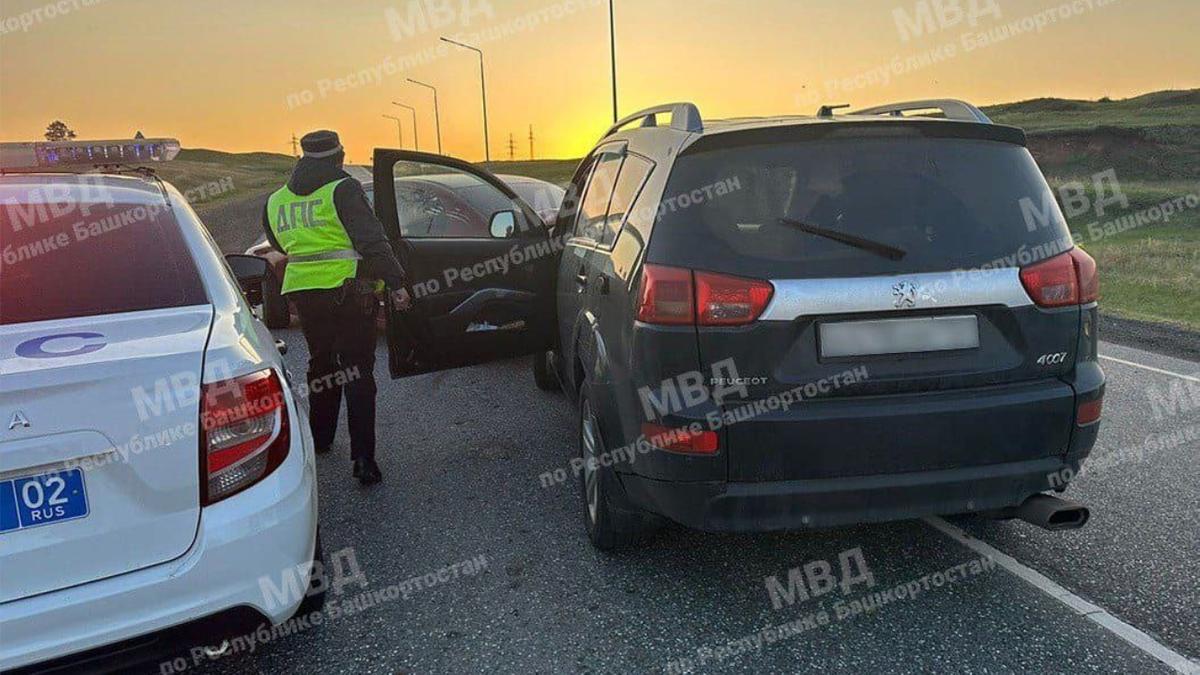 Девушка в Башкирии познакомилась с мужчиной ради угона его автомобиля -  Quto.ru