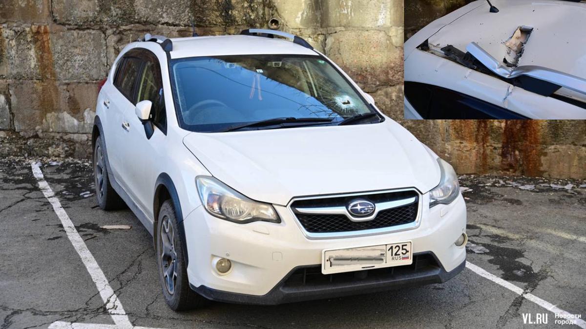 Упавшие со стройки в Приморье материалы пробили крышу Subaru - Quto.ru