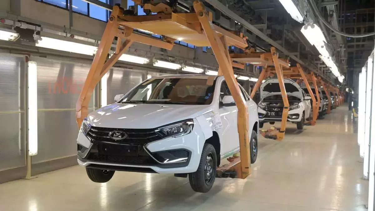 АвтоВАЗ запустил льготную программу покупки Lada Vesta - Quto.ru