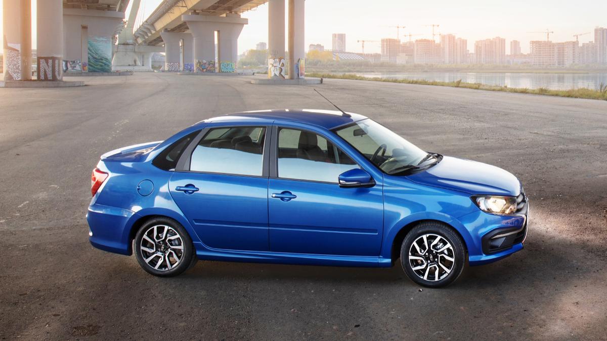 Лада Гранта 12 года