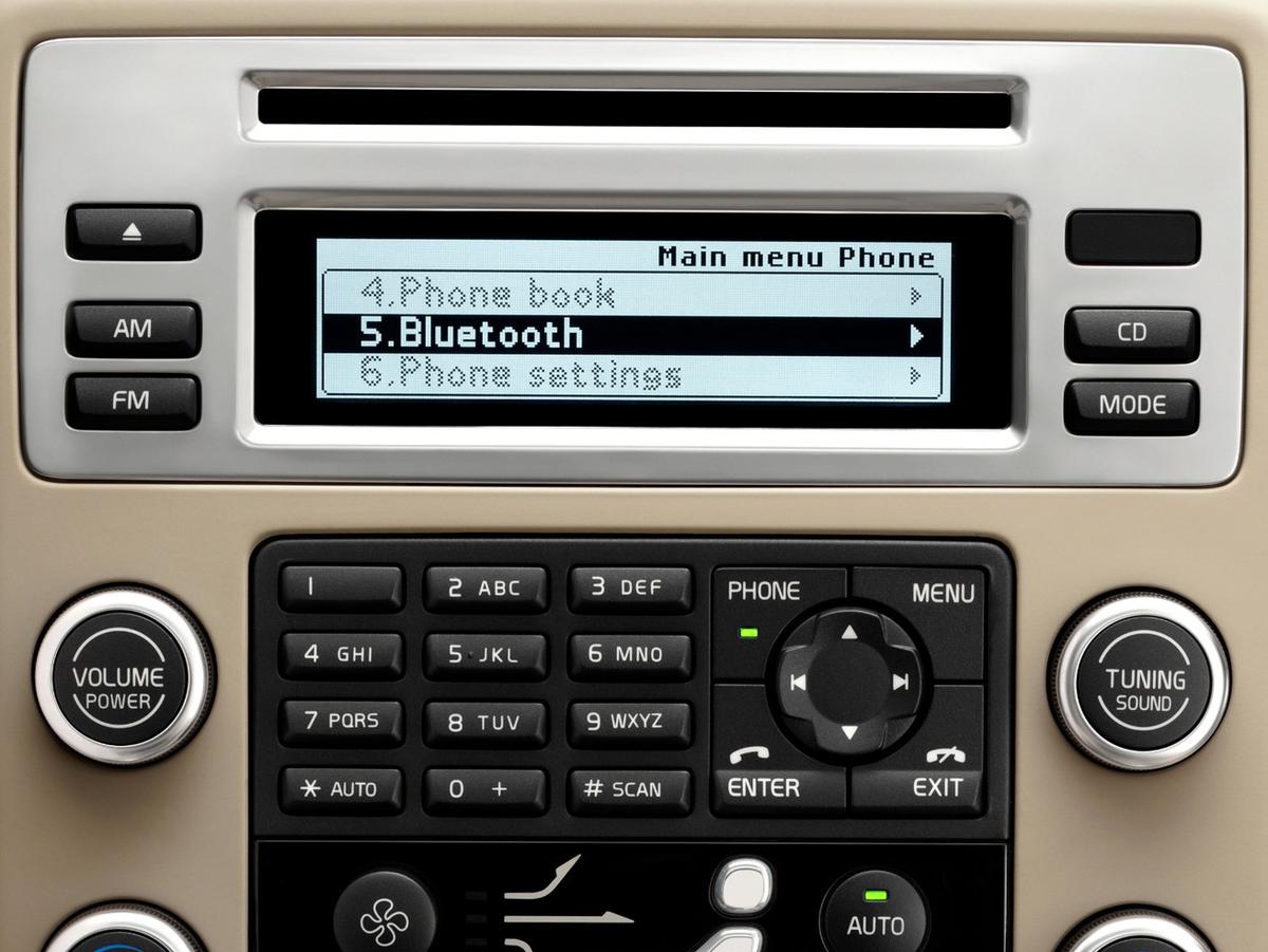 Интегрированная система громкой связи с технологией Bluetooth® Volvo S80 II  поколение - Quto.ru