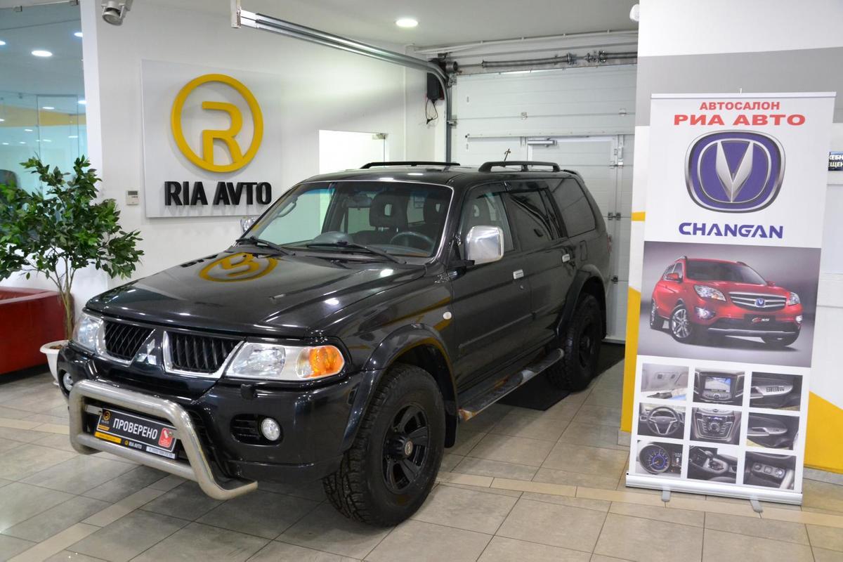 Продано: Mitsubishi Pajero Sport I поколение 3.0 AT 170 л.с. черный в  Москве - Quto.ru