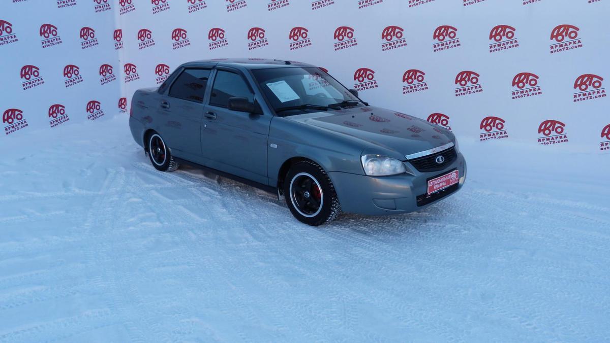 Продано: LADA Priora седан I поколение 1.6 MT 80 л.с. серо-зеленый в  Тюменской области - Quto.ru