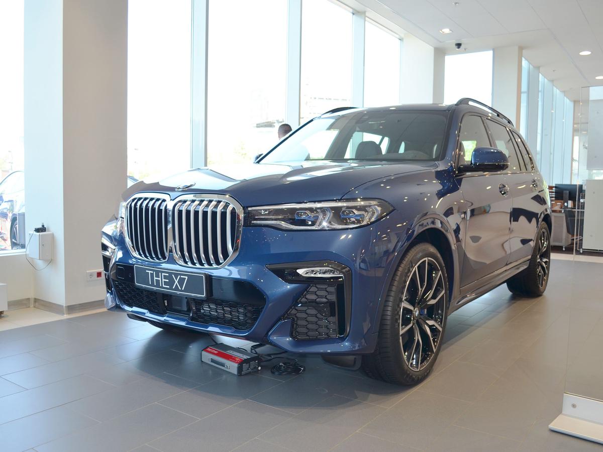 Продано: BMW X7 G07 30d 249 л.с. синий металлик в Москве - Quto.ru