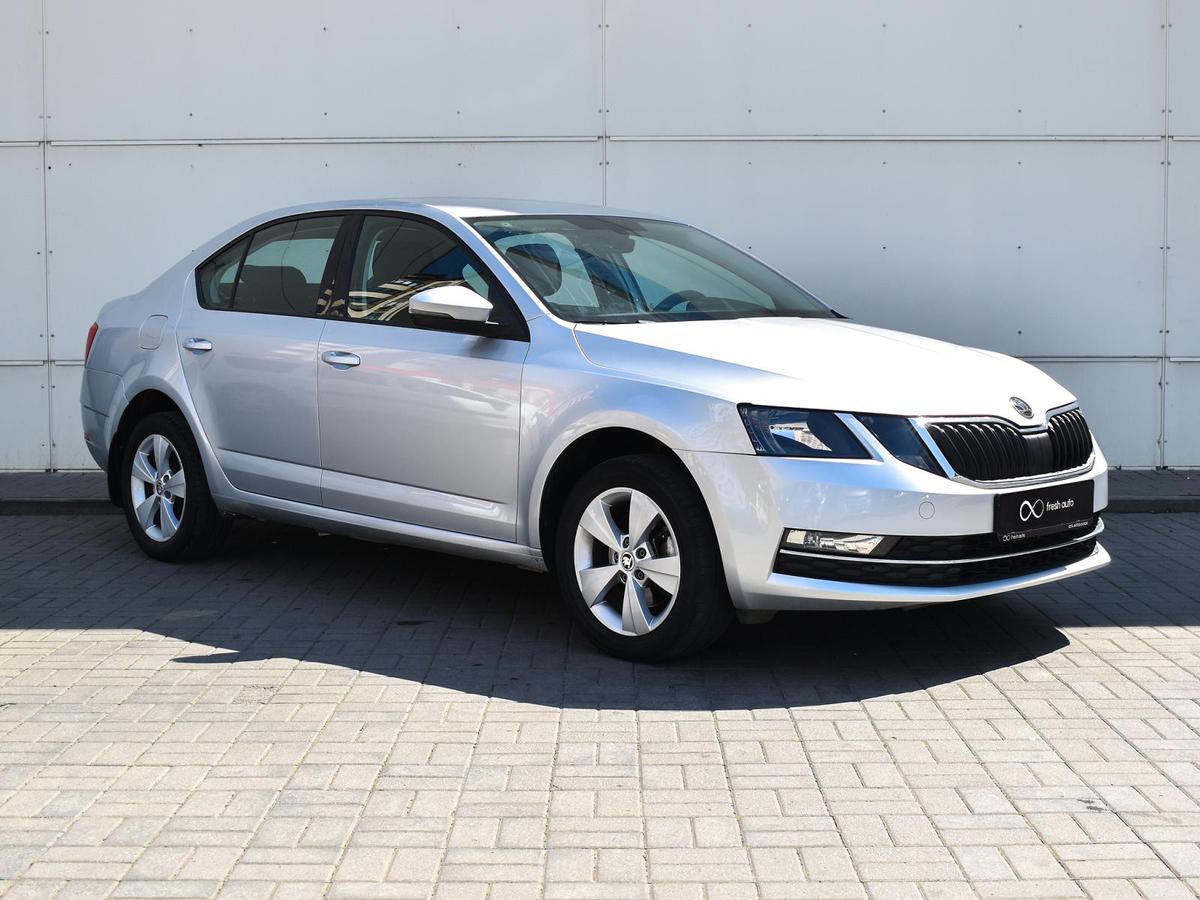 Продано: Skoda Octavia лифтбек III поколение рестайлинг 1.4 TSI DSG 150  л.с. серебряный в Краснодарском крае - Quto.ru