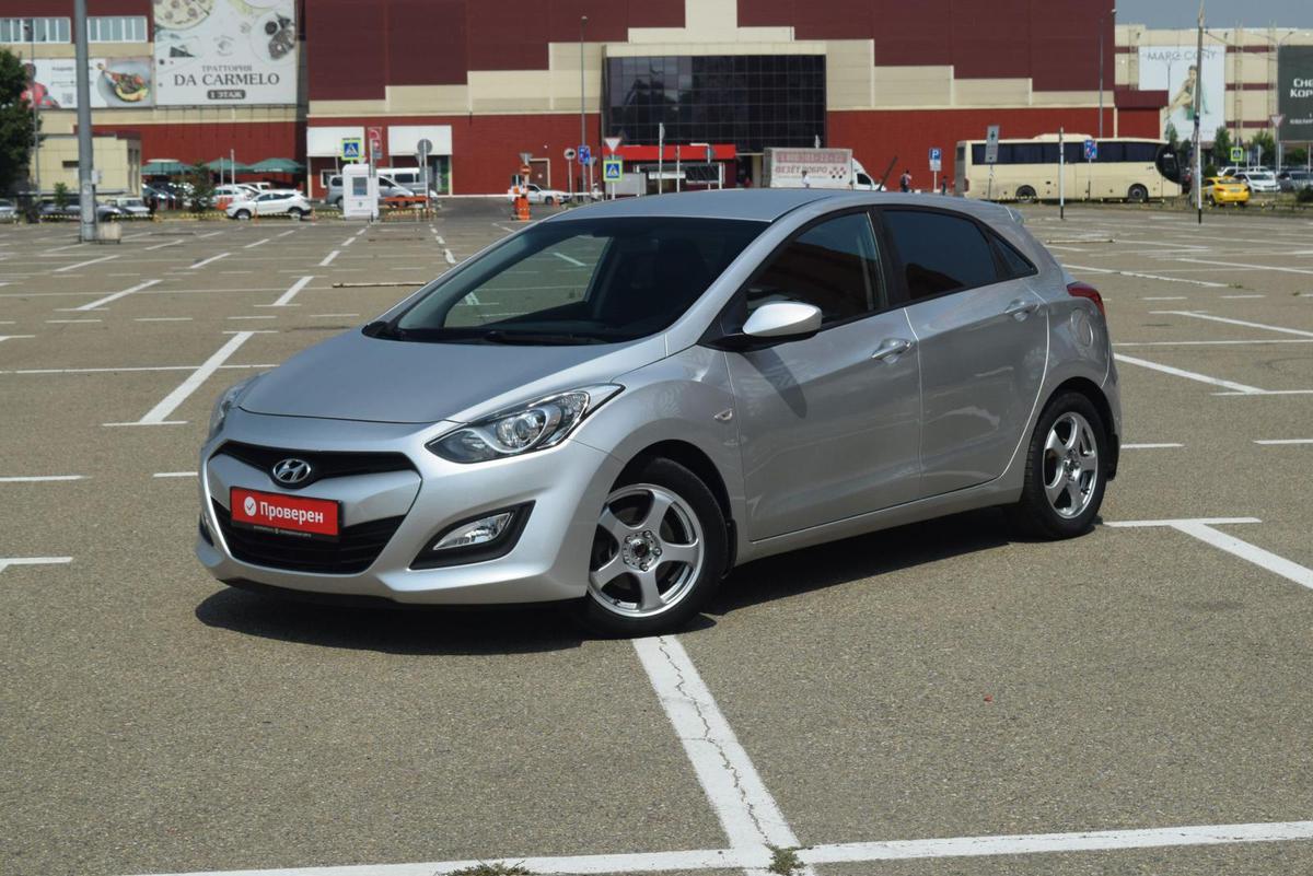 Продано: Hyundai i30 хэтчбек 3-дв. II поколение 1.6 AT 130 л.с. серебряный  в Краснодарском крае - Quto.ru