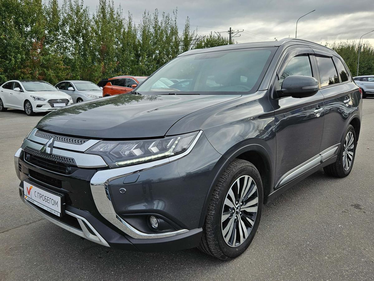 Продано: Mitsubishi Outlander IV поколение 2.4 Hybrid AT 4WD 133 л.с. серый  в Санкт-Петербурге - Quto.ru