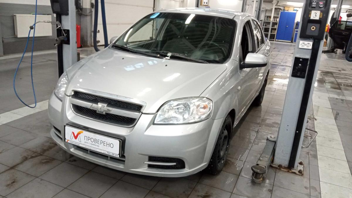 Продано: Chevrolet Aveo седан I поколение рестайлинг 1.4 AT 101 л.с.  серебряный в Санкт-Петербурге - Quto.ru