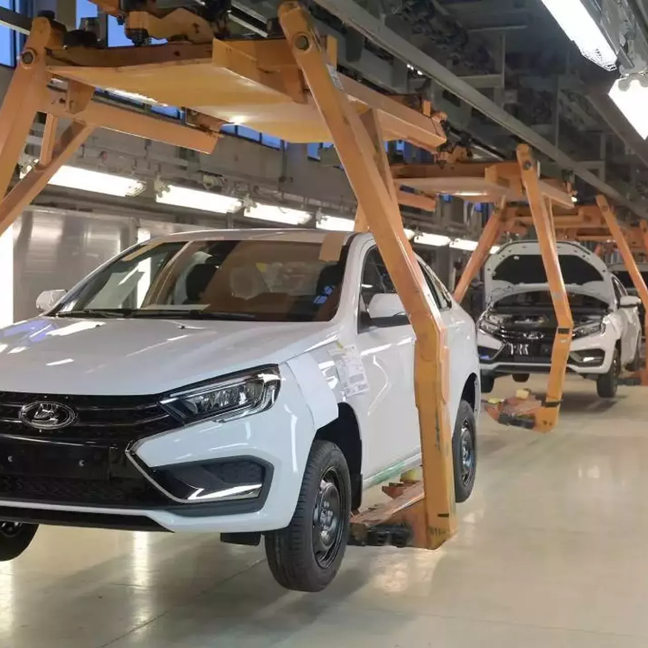 АвтоВАЗ запустил льготную программу покупки Lada Vesta - Quto.ru