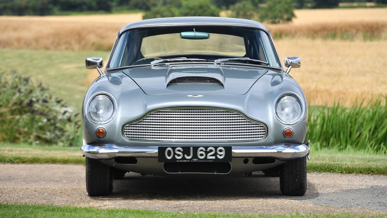Aston Martin db4