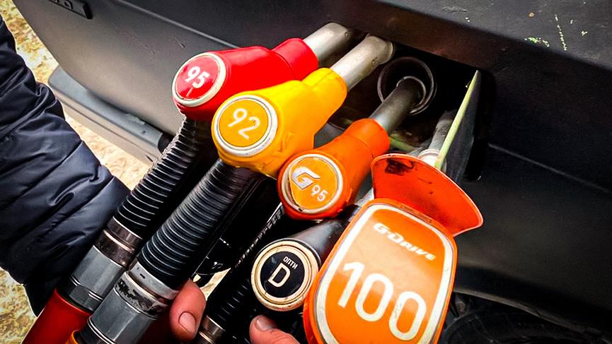 масло в двигатель ваз 2107. ваз 2110 моторное масло синтек. ваз 2103 ресто подкопотка. подкапотка ваз 2106. что можно залить вместо бензина.