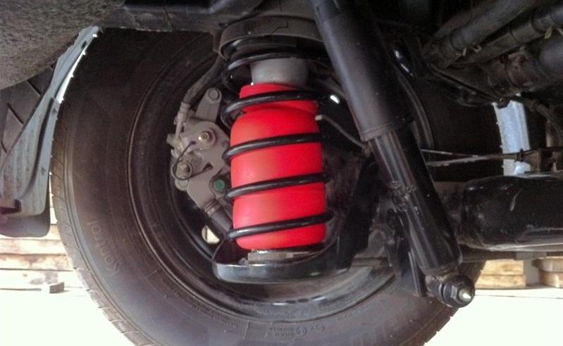 Зачем водители устанавливают в подвеску пневмобаллоны - Quto.ru