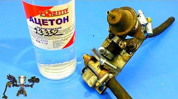 Зачем водители заливают растворитель в топливный бак - Quto.ru