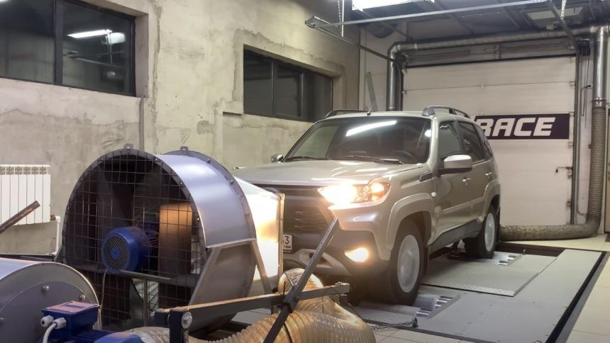 Сколько лошадиных сил отбирает кондиционер у мотора «Нивы»: видео - Quto.ru