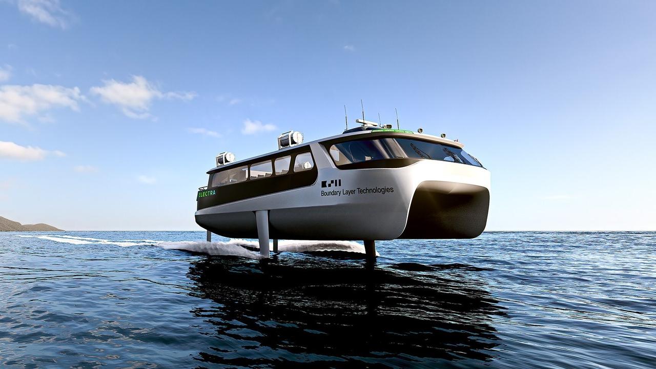 Это самый быстрый и «дальнобойный» электрический паром в мире: видео ...