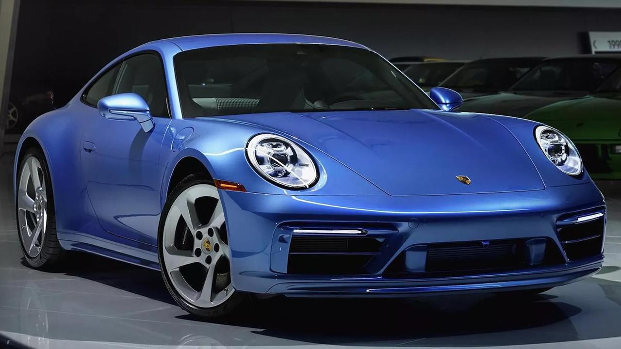 Порше 911 Albert Blau