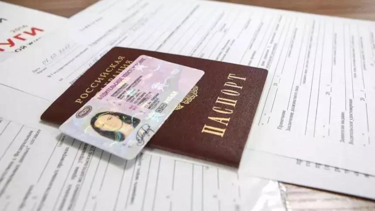 Суд разъяснил, сохраняется ли стаж при замене иностранных прав на ...