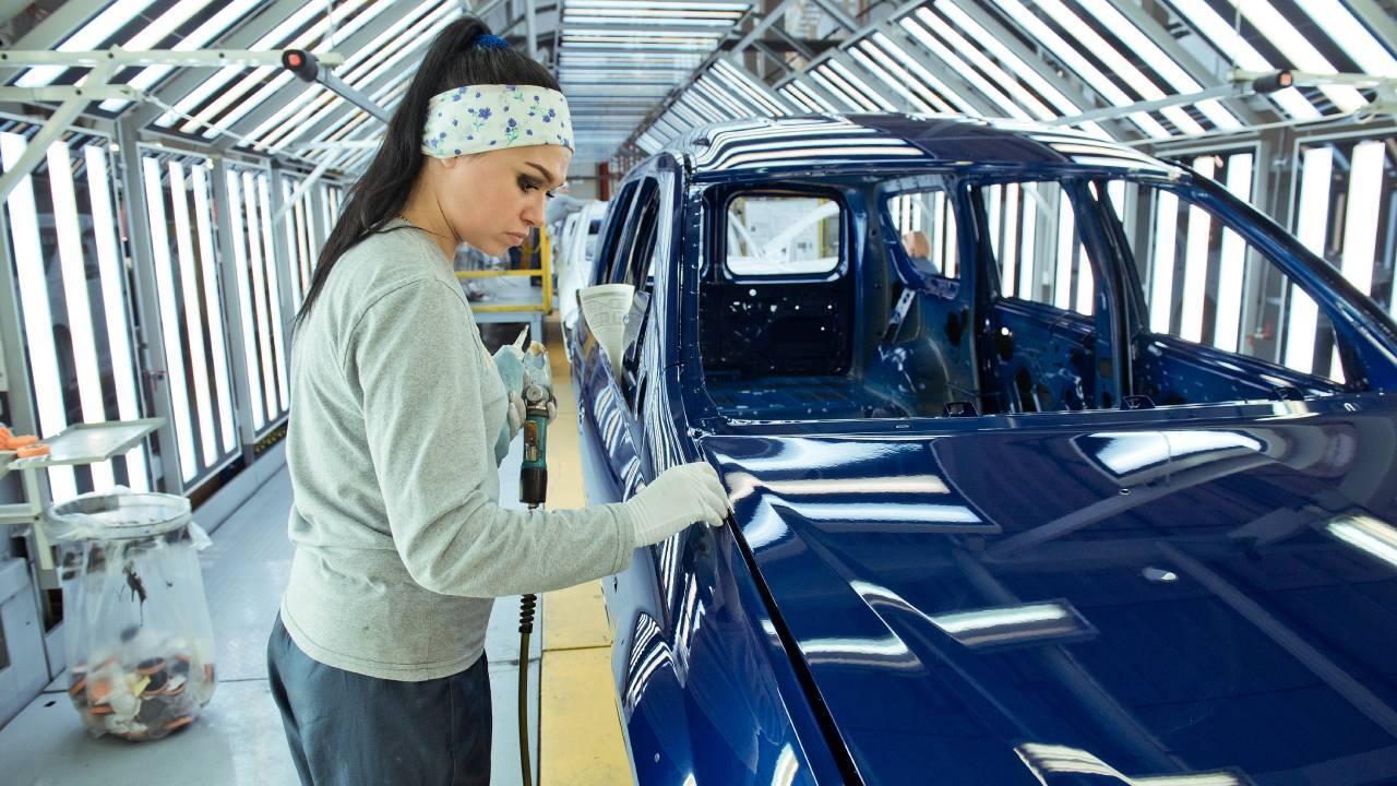 Какая зарплата на автовазе