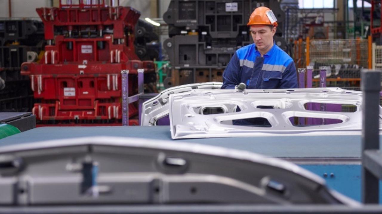 Завод «Альфа Автоматив Техноложиз» модернизирует оборудование - Quto.ru