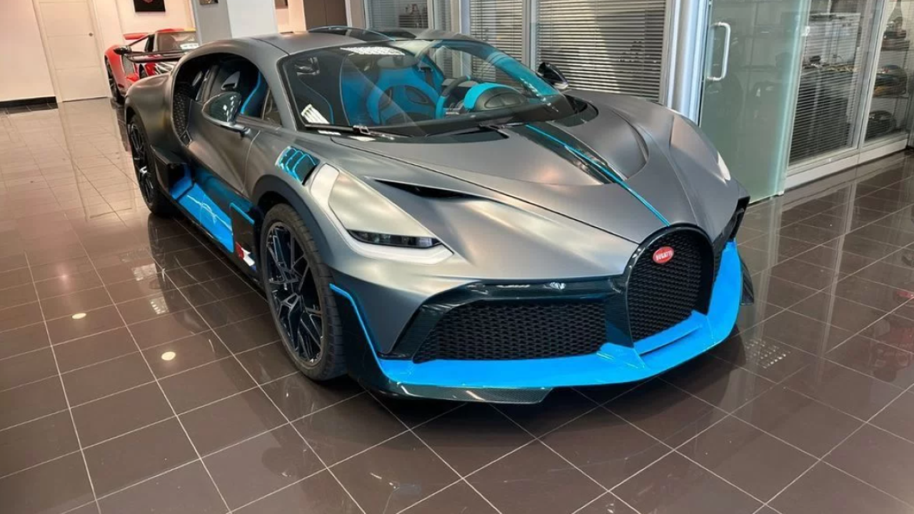 В России обнаружен гиперкар Bugatti Divo - Quto.ru