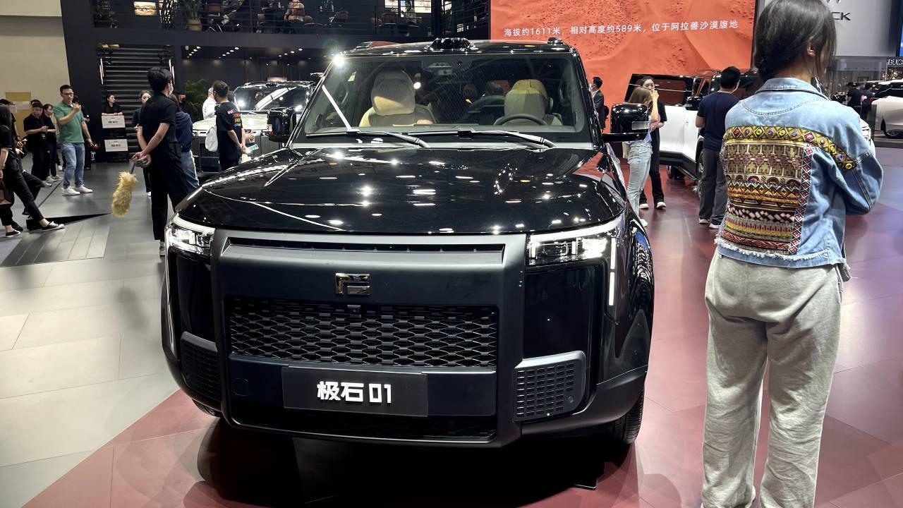 В России появится роскошный внедорожник Rox Motor 01 - Quto.ru