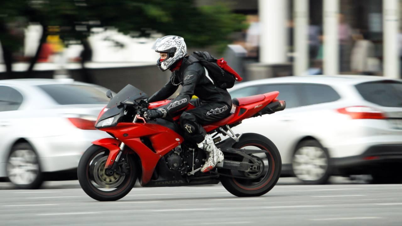 Страхов на мотоцикл. Страхов на мотоцикл. Мотоцикл это жизнь. Страхов на мотоцикл. Деревенский мотоцикл.