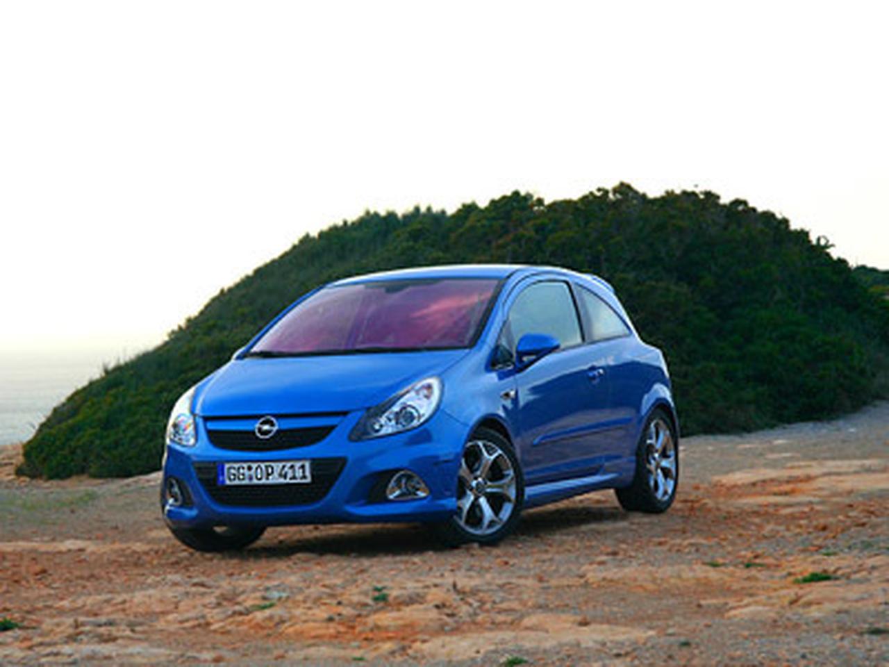 Opel Corsa OPC: Опциум не для всех - Quto.ru