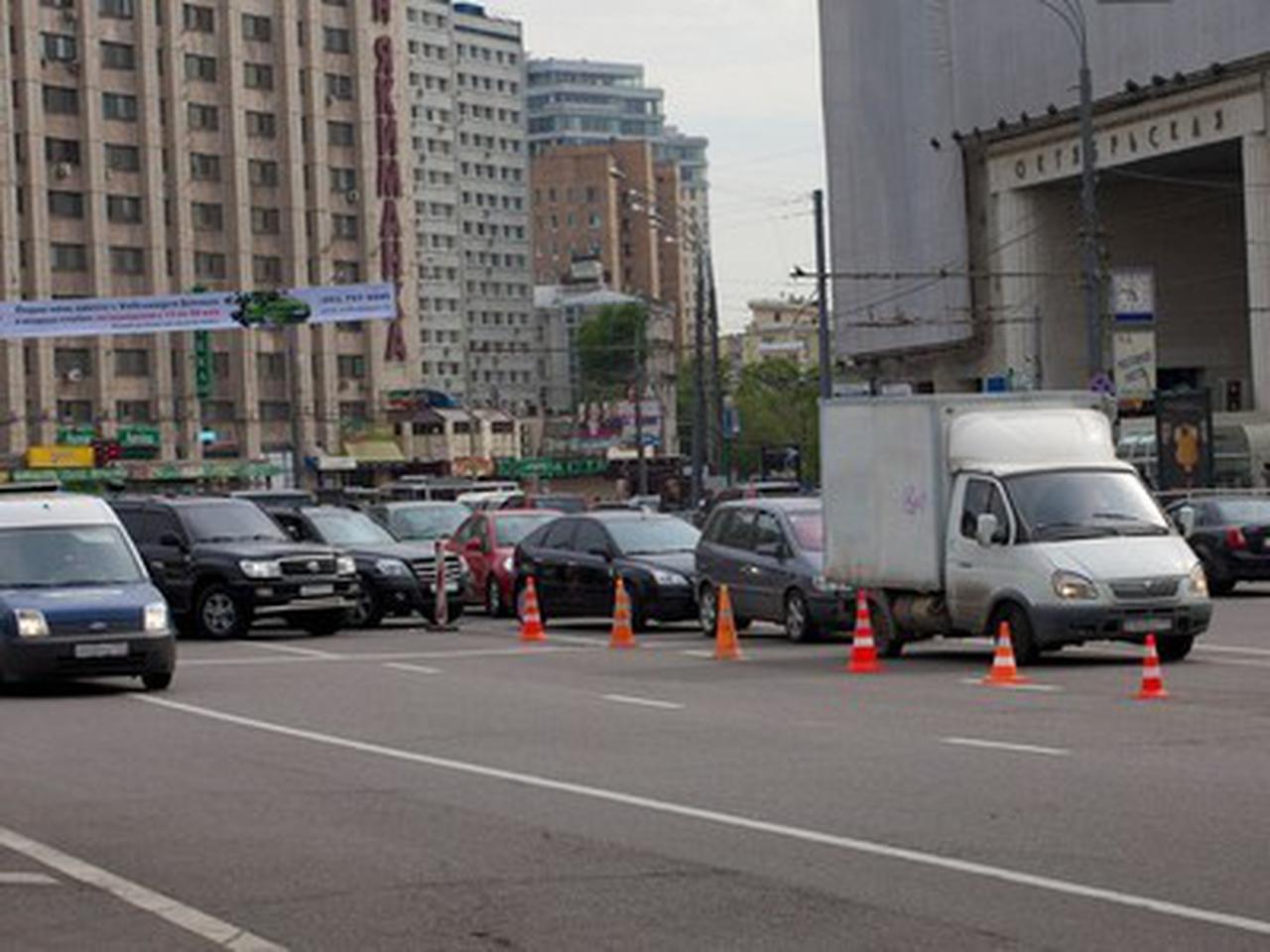 Московские дороги сузили на 7 метров - Quto.ru