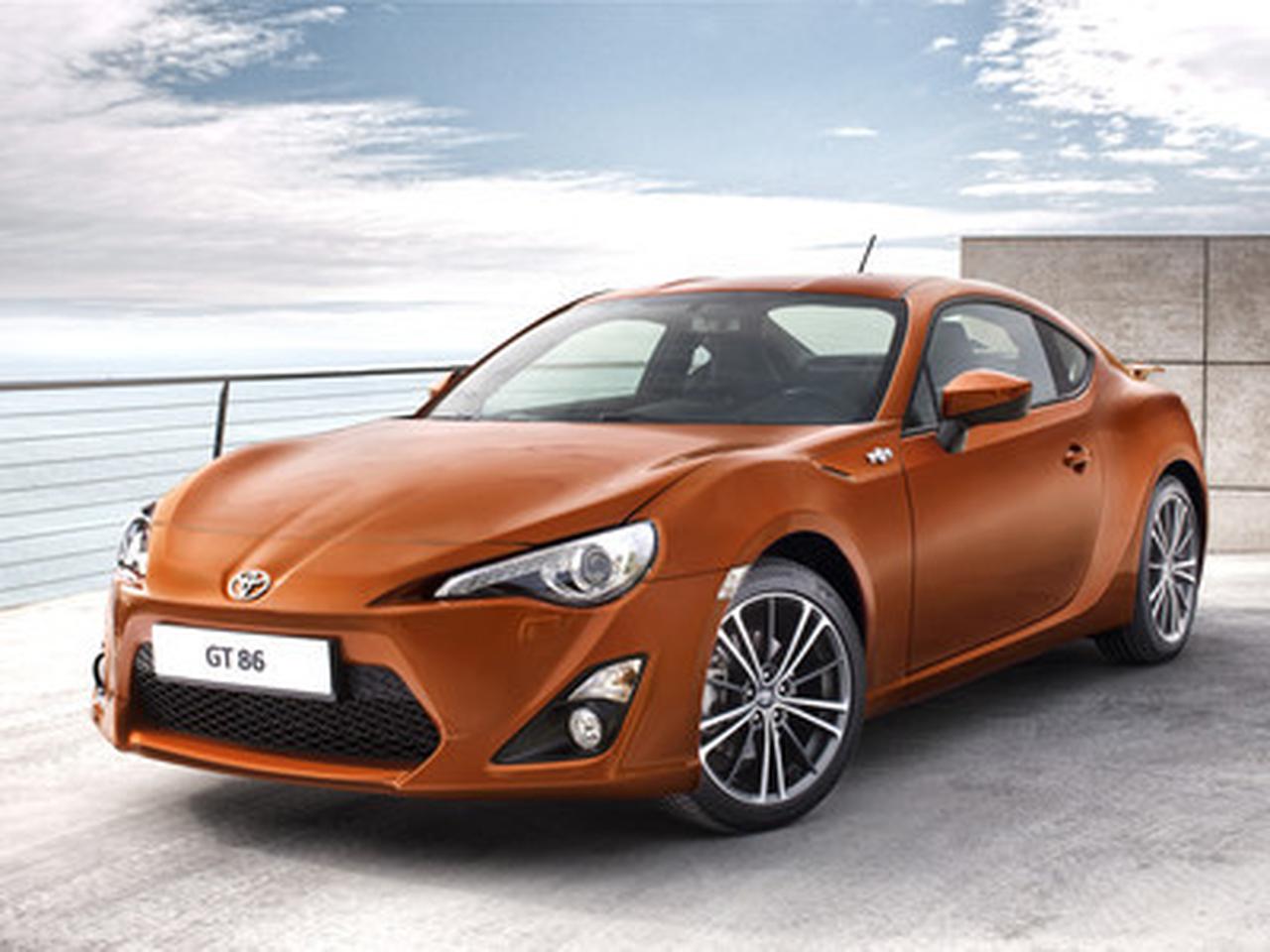 Toyota представила заднеприводное спорткупе GT 86 - Quto.ru