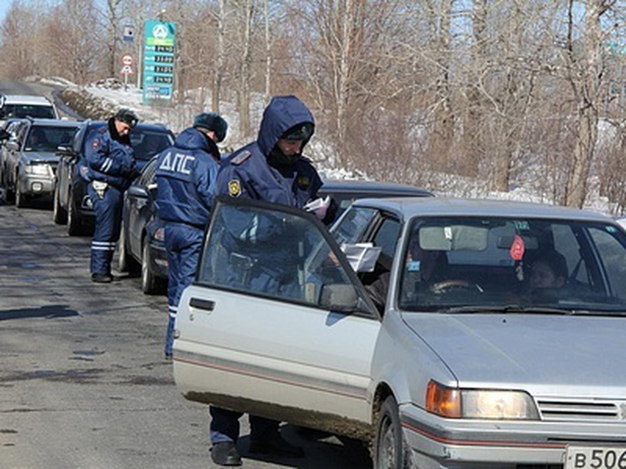 ГИБДД обязала полицейских общаться с водителями на камеру - Quto.ru