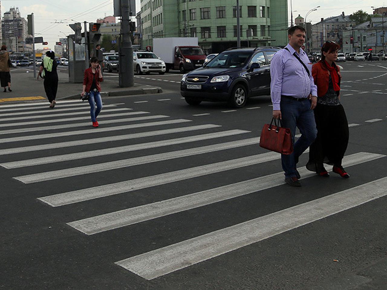 Как спастись от полицейского, который поймал за непропуск пешехода - Quto.ru