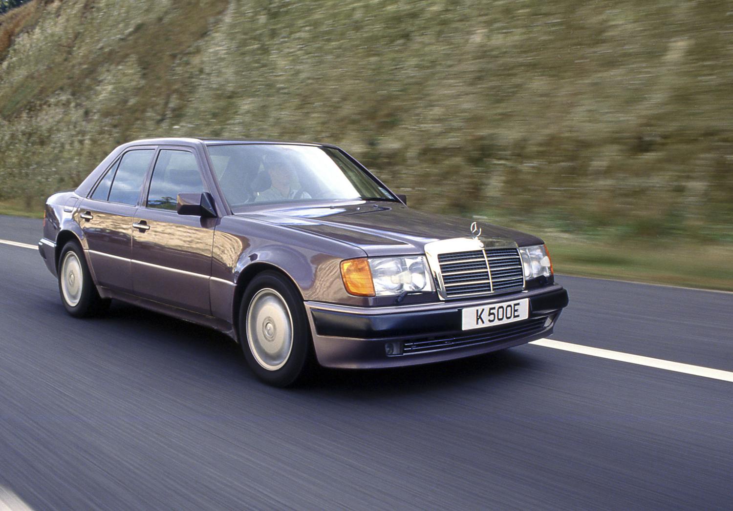 Mercedes-Benz: поколения, модельный ряд по годам выпуска, история, кузова, фото моделей на Carsweek