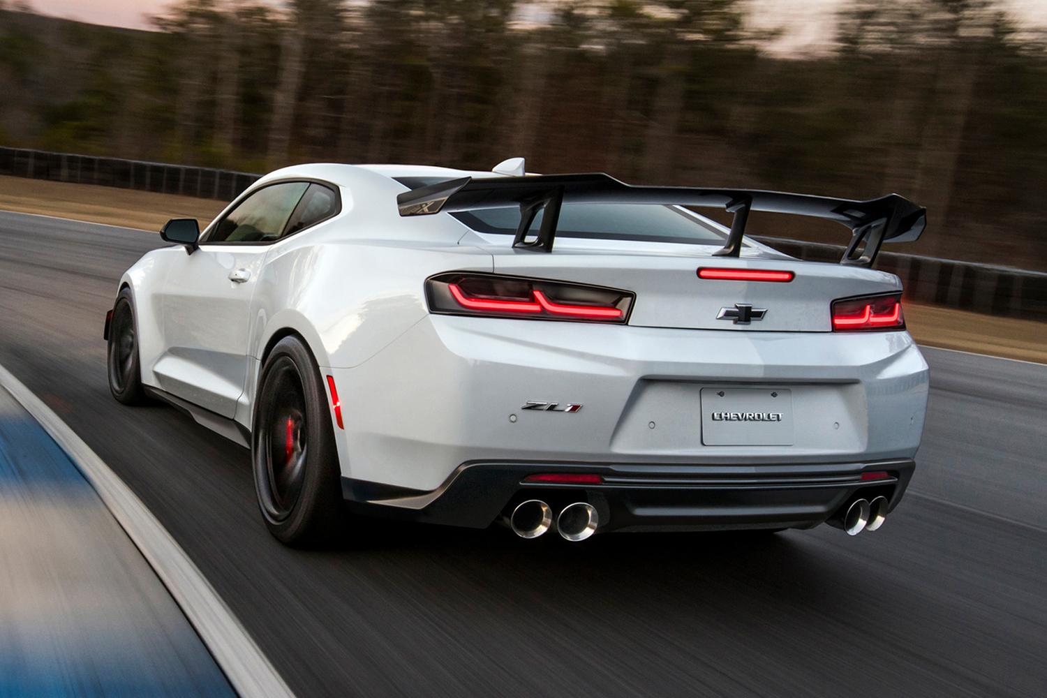 Chevrolet Camaro zl1 2015