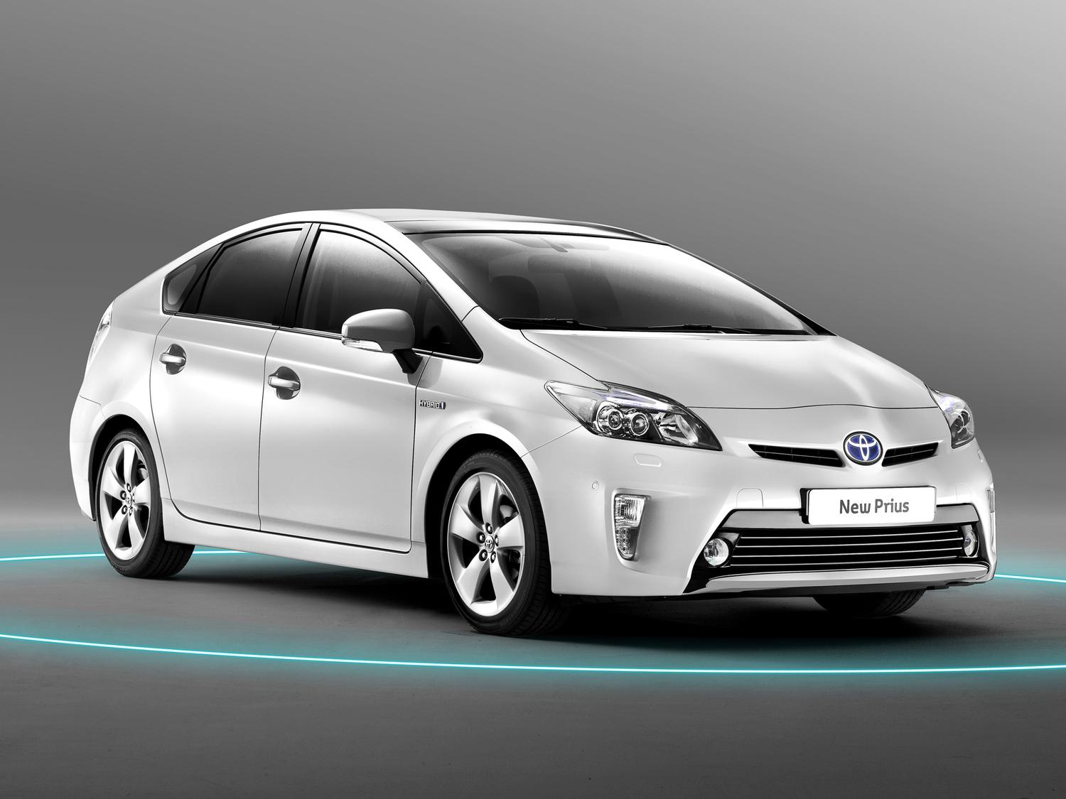 Фото Toyota Prius ZVW30 рестайлинг - Quto.ru