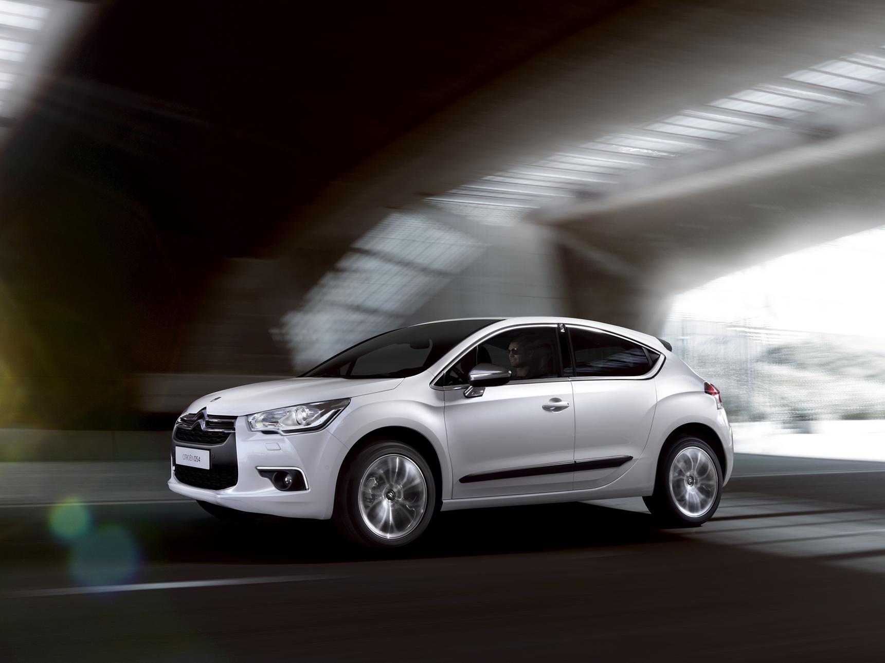 Премьера DS4: возвращение